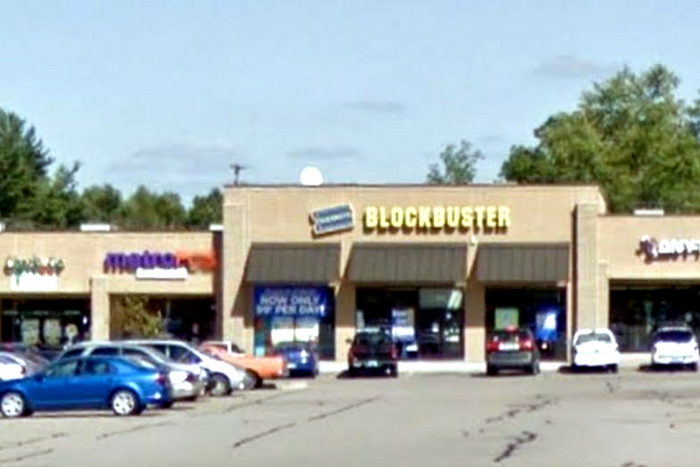 Blockbuster Video - Davison - 622 N State Rd